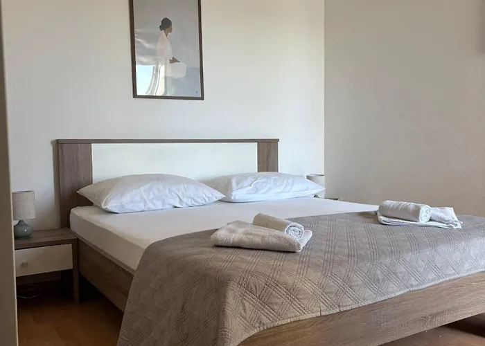 Apartman Lejo *