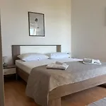 Appartement Lejo *