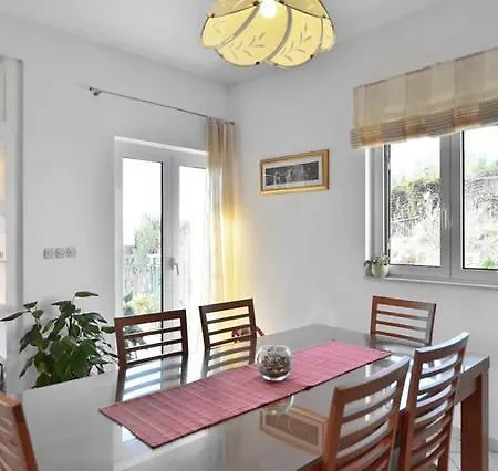 Lejo * Jesenice (Split-Dalmatia)