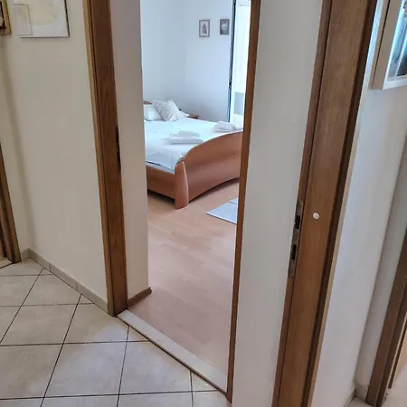 Lejo * Jesenice (Split-Dalmatia)